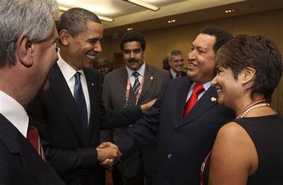 obama chavez.jpg